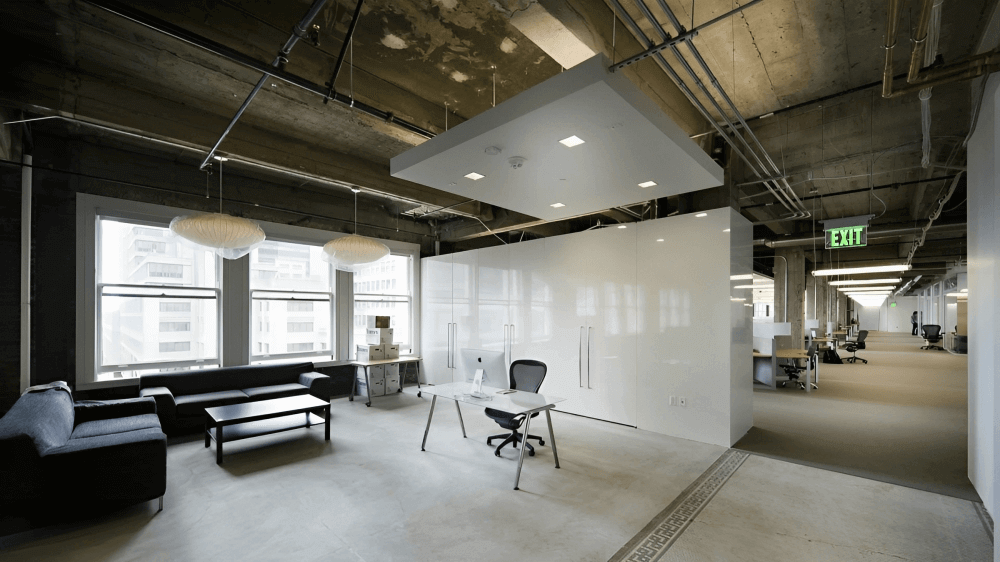 Fitting the Office Space with the Right Office Furniture Trends