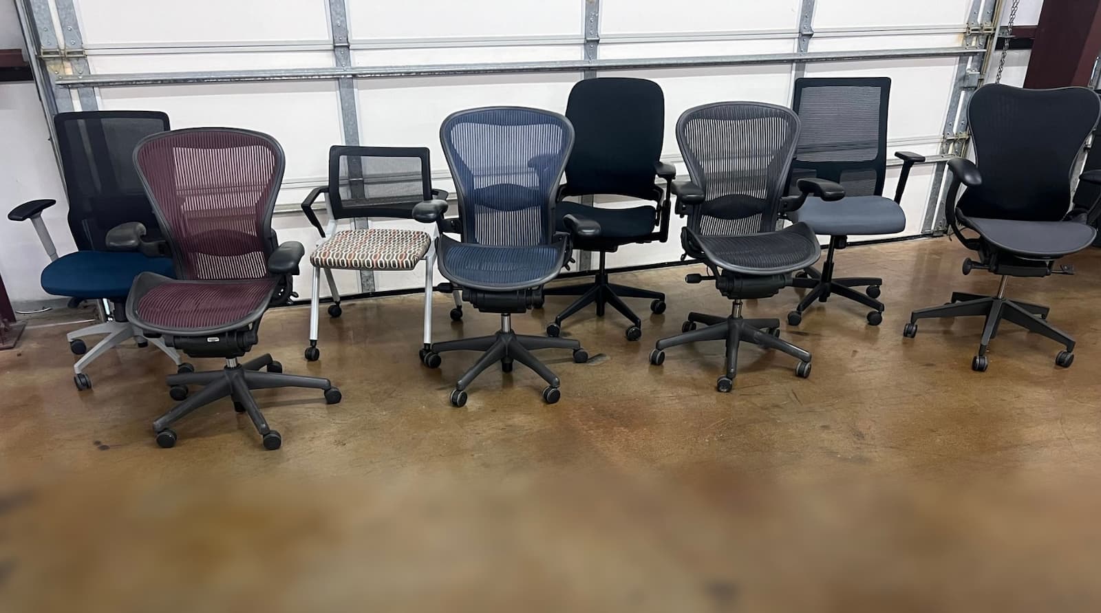 Used office chairs for sale in Houston — Herman Miller Aeron and Steelcase task chairs in stock